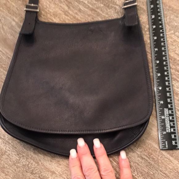 Black Leather Coach HandBag - Picture 5 of 6